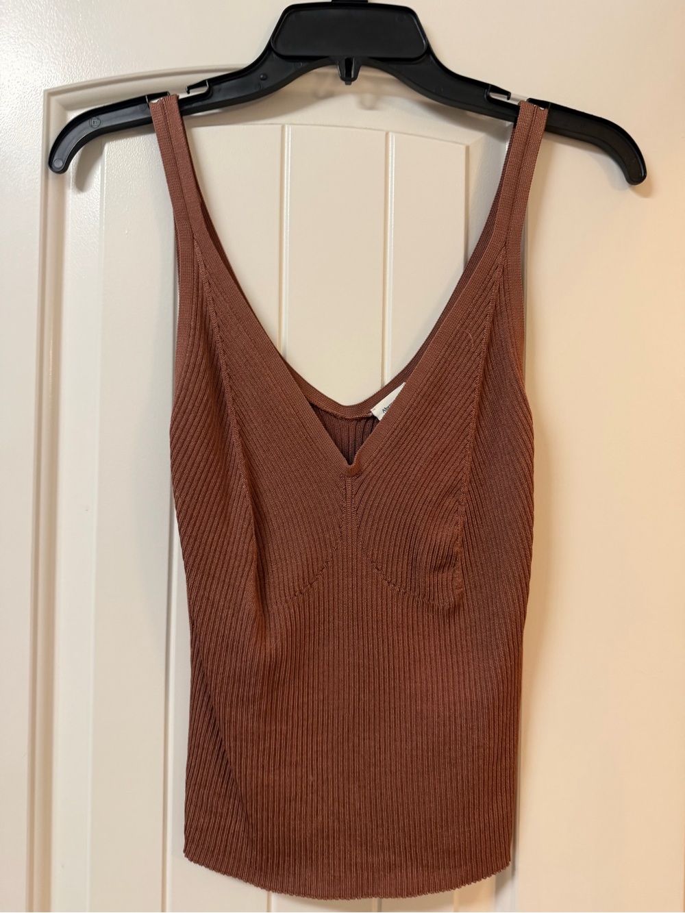 Abercrombie & Fitch Ribbed V-Neck Tank Top - Brown (NWOT)
